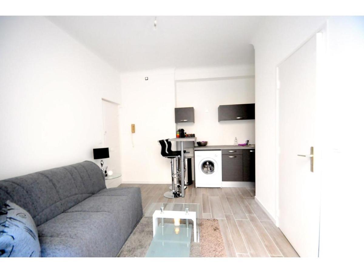 Superbe Studio Meuble Cosy Avec Lit Superconfort Au Calme Jean Medecin Nice Eksteriør billede